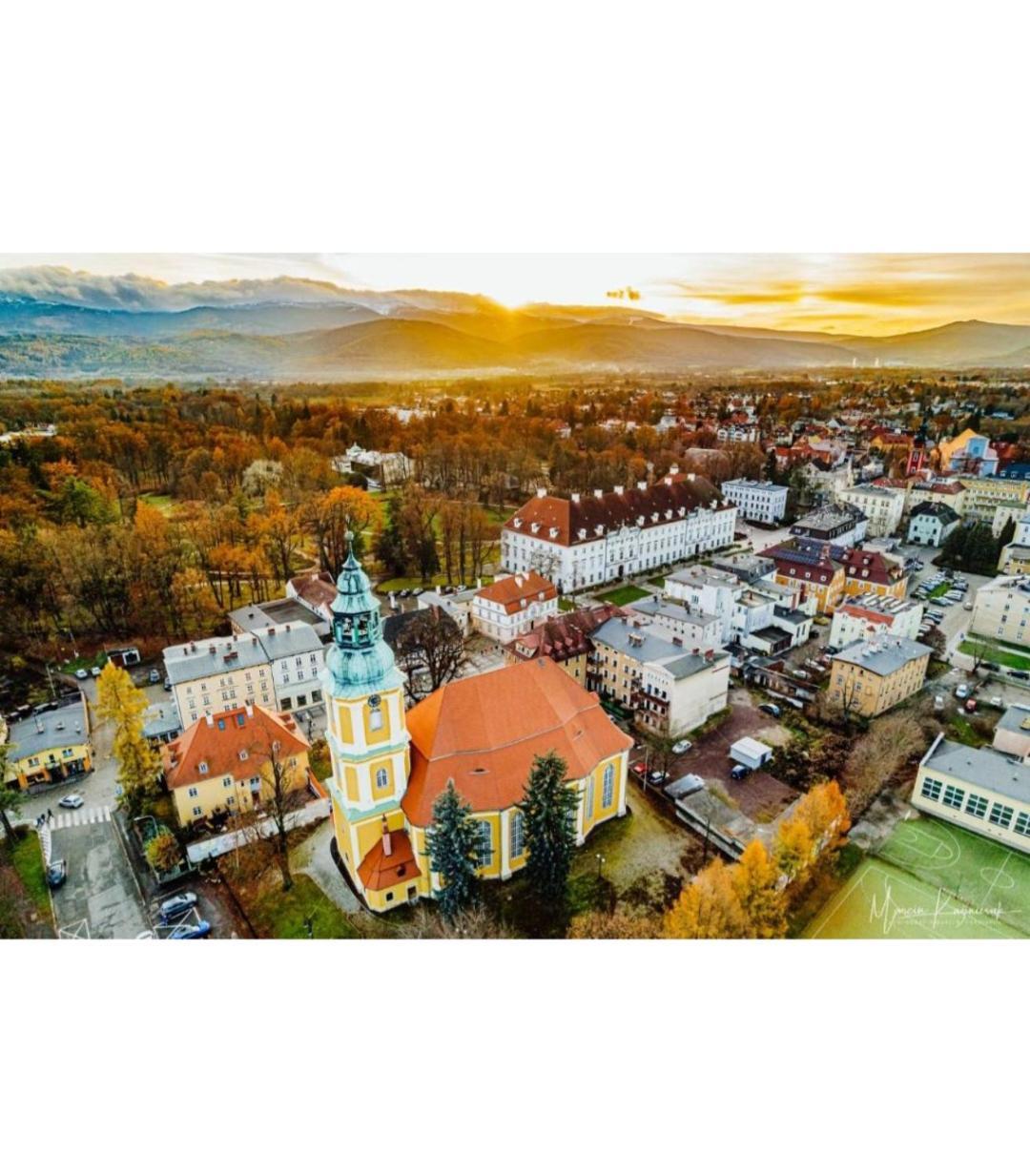 Apartament Nina Jelenia Góra Esterno foto
